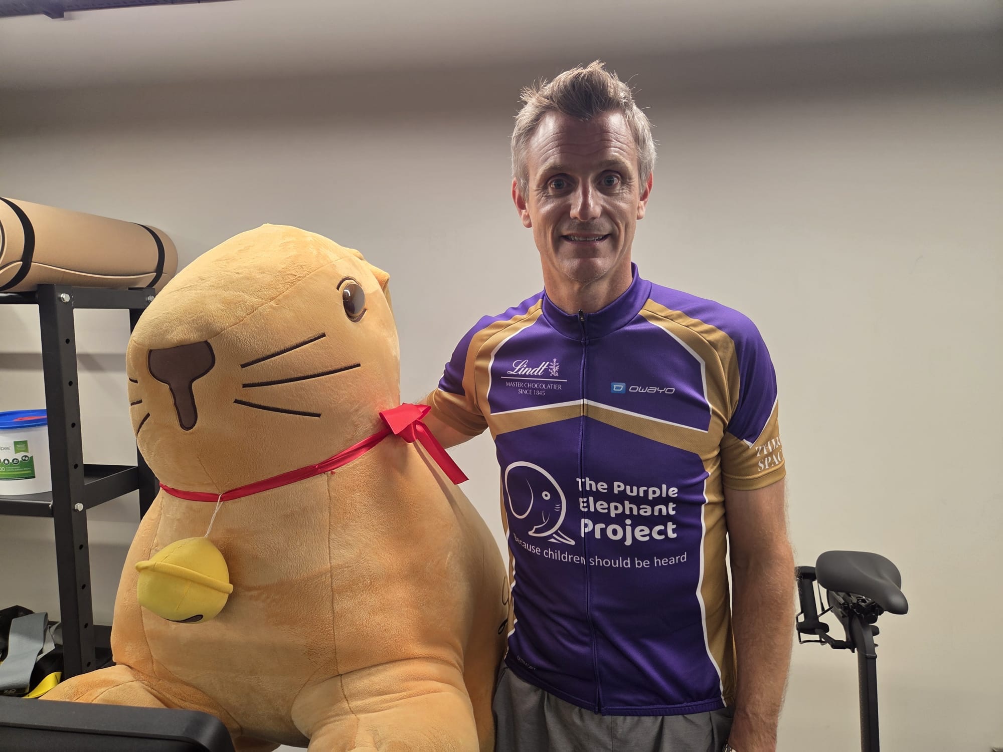 Joel, CEO of our brilliant corporate partner, @lindtuk, proudly showing off his Purple Elephant Project jersey ahead of the London to Brighton challenge!We’re so grateful for the incredible support from the Lindt team as our 40+ strong Herd gets ready to take on 55 miles from London to Brighton on 13th September.Thank you for being part of our Herd @lindtuk, we’re so lucky to have you🐘💜